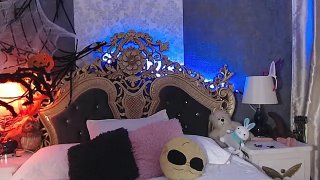 Snapshot of Giselle_Noah chatting on 10/28/25, 07:46 Giselle Noah online show from 10/28/25, 07:46