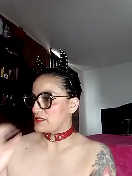 Taylor-hardcore online show from 04/05/26, 05:19