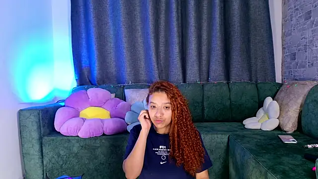 Snapshot of rubi_star chatting on 03/17/25, 09:13 rubi star online show from 03/17/25, 09:13