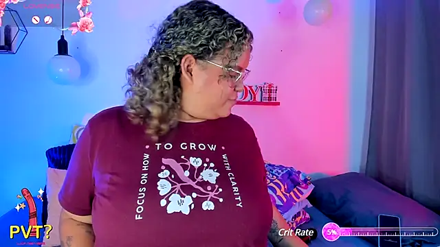 monicabbw  online show from 02/06/25, 05:35