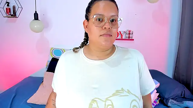 monicabbw  online show from 02/13/25, 09:17