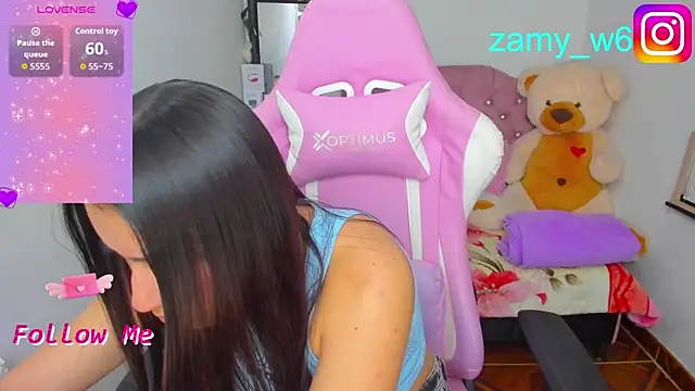 Snapshot of karla_cute01 chatting on 05/13/26, 06:31 karla cute01 online show from 05/13/26, 06:31