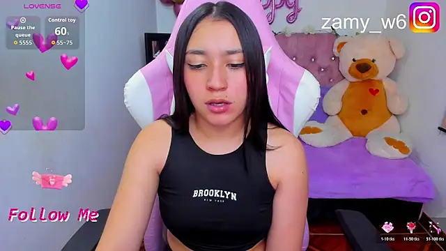 karla cute01 online show from 11/23/25, 05:17