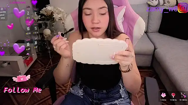 karla cute01 online show from 07/04/26, 11:09