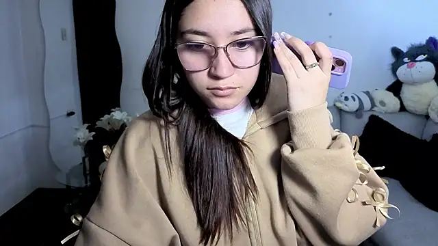 karla cute01 online show from 07/04/26, 05:47