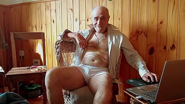 papifacu online show from 11/15/25, 12:53