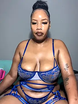 MimiCurves online show from 11/20/25, 09:21