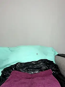 MimiCurves online show from 09/25/25, 09:48