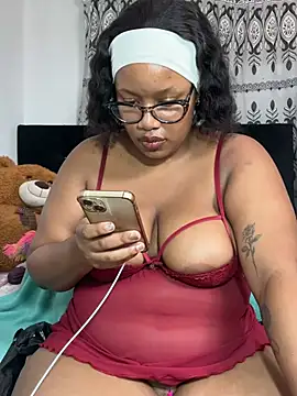 MimiCurves online show from 04/15/26, 12:42