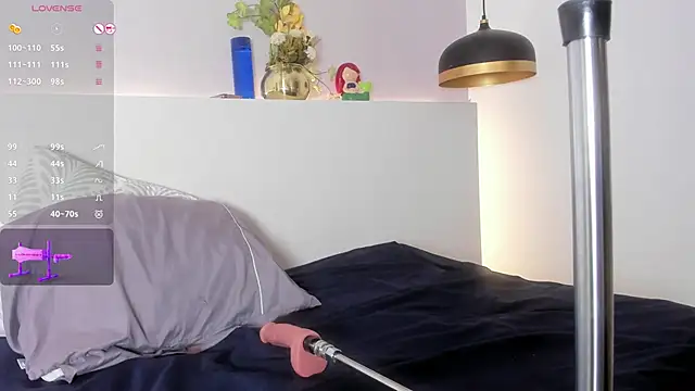 Scarlett grey1 online show from 11/10/25, 08:52