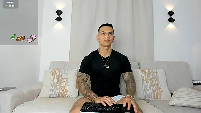 Snapshot of Aron_Dark chatting on 11/08/25, 11:52 Aron Dark online show from 11/08/25, 11:52