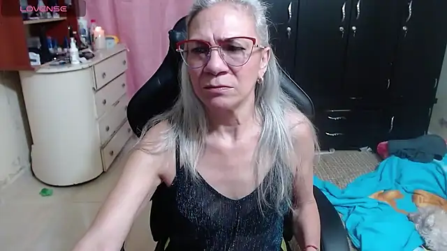 Giorgia xue53 online show from 10/16/25, 01:14