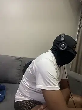 jaytee198610 online show from 04/30/26, 07:43