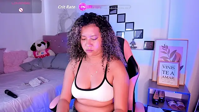 Kenia tompson01 online show from 09/22/25, 06:36