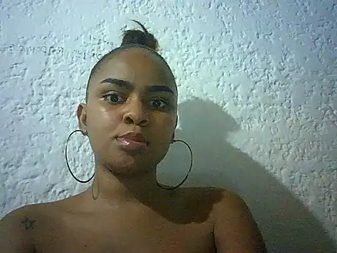 Snapshot of Bellabeltrann chatting on 03/14/26, 10:32 Bellabeltrann online show from 03/14/26, 10:32