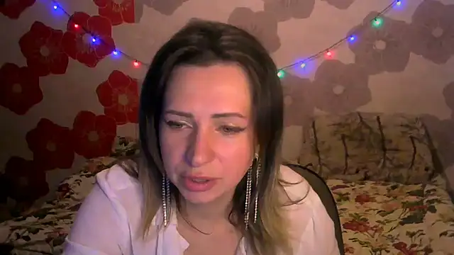 Snapshot of John_Daenerys chatting on 11/30/25, 03:35 John Daenerys online show from 11/30/25, 03:35