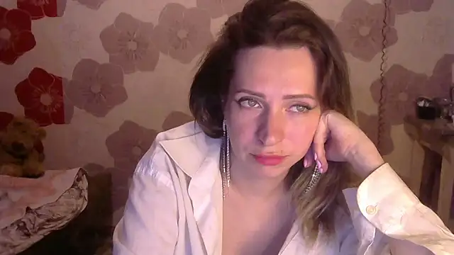 Snapshot of John_Daenerys chatting on 09/27/25, 06:25 John Daenerys online show from 09/27/25, 06:25