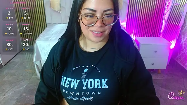 Snapshot of martinna_tay chatting on 06/14/26, 03:08 martinna tay online show from 06/14/26, 03:08