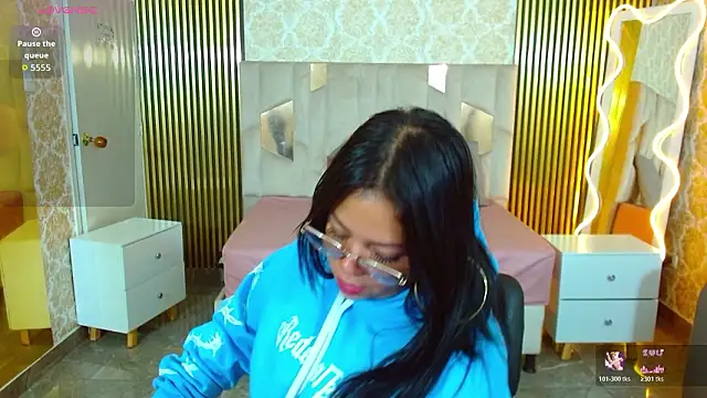 Snapshot of martinna_tay chatting on 02/10/26, 03:16 martinna tay online show from 02/10/26, 03:16