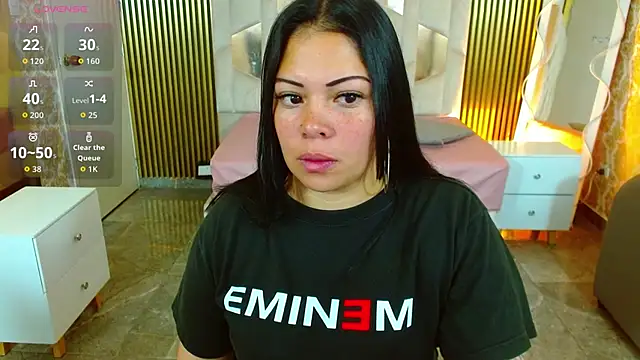 martinna tay online show from 12/15/25, 03:23