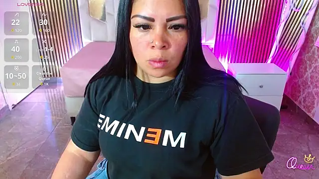 martinna tay online show from 05/22/26, 03:04