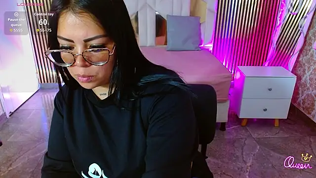 martinna tay online show from 05/20/26, 03:14