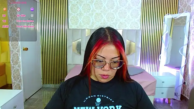 martinna tay online show from 11/08/25, 03:21