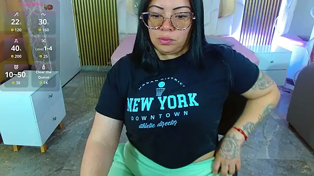 martinna tay online show from 11/21/25, 03:27