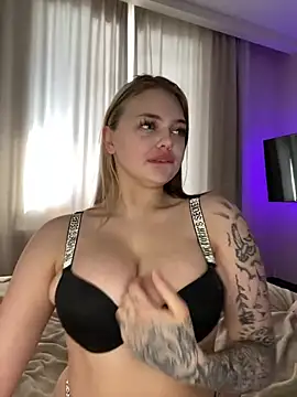 DanySteysi online show from 03/08/25, 05:49