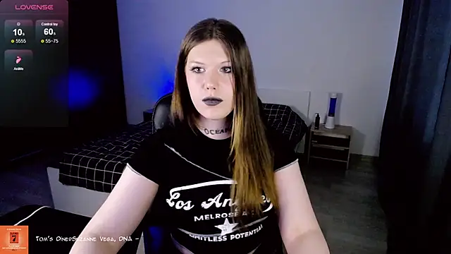 Snapshot of MicheleDoll chatting on 01/31/25, 12:40 MicheleDoll online show from 01/31/25, 12:40