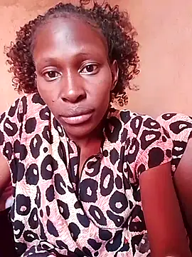 LOVELY-2BERRY online show from 10/25/25, 08:46