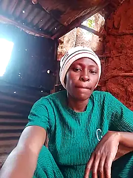 LOVELY-2BERRY online show from 12/01/25, 07:31