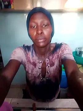 LOVELY-2BERRY online show from 01/14/26, 03:54