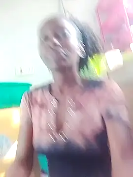 LOVELY-2BERRY online show from 11/21/25, 06:12