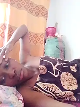 LOVELY-2BERRY online show from 11/15/25, 05:11