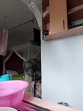 LOVELY-2BERRY online show from 01/15/26, 04:27