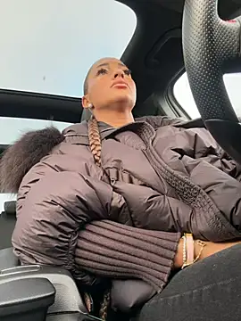 LovingBlondie online show from 02/12/26, 06:13