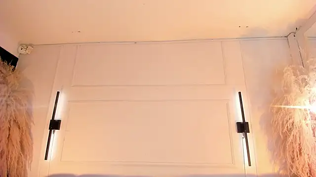 AliceHanz online show from 06/17/26, 04:12