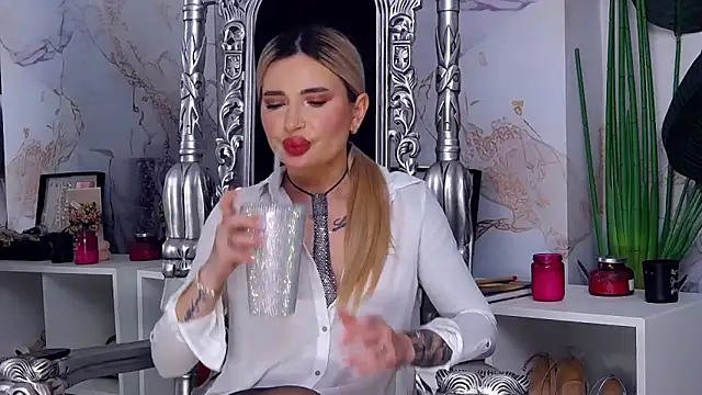 NightshadeIris online show from 04/02/26, 03:30