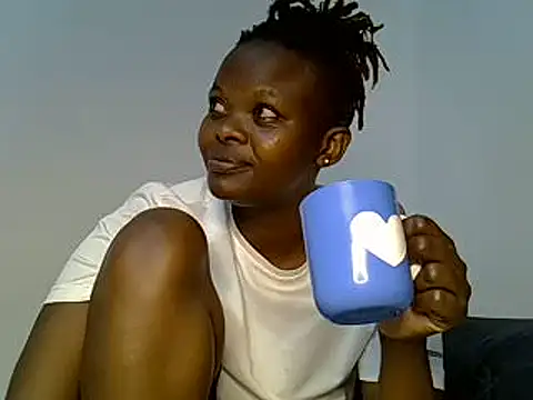 Snapshot of cuttey_adley chatting on 01/30/25, 10:08 cuttey adley online show from 01/30/25, 10:08