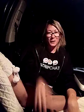 Timide girl2 online show from 09/09/25, 04:00