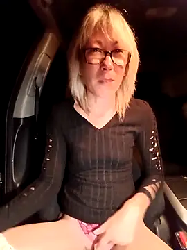 Timide girl2 online show from 09/15/25, 04:24