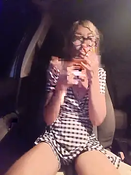 Timide girl2 online show from 07/17/26, 03:48