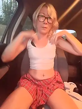 Timide girl2 online show from 07/12/26, 04:02