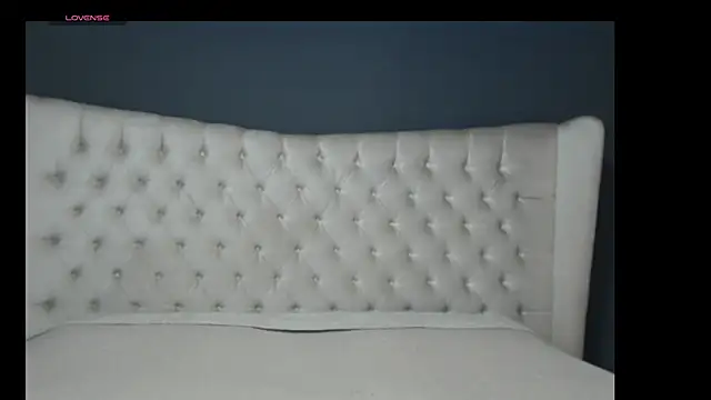 Snapshot of nichole_bree_ chatting on 09/10/25, 11:20 nichole bree online show from 09/10/25, 11:20
