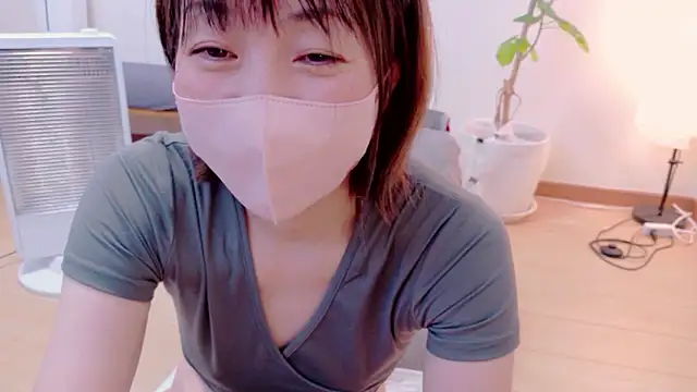 CherryMomo online show from 06/17/26, 12:21