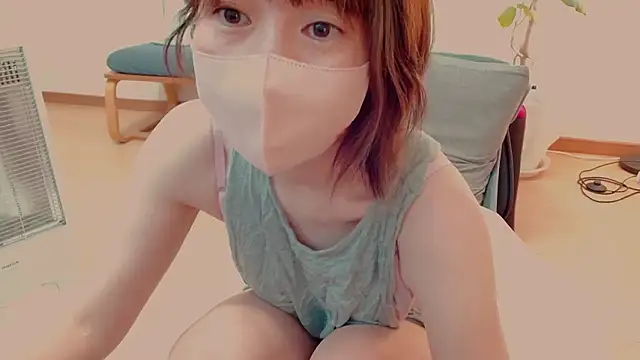 CherryMomo online show from 04/28/26, 12:09