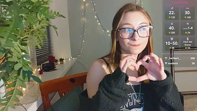 monlight  dana online show from 12/24/24, 12:00