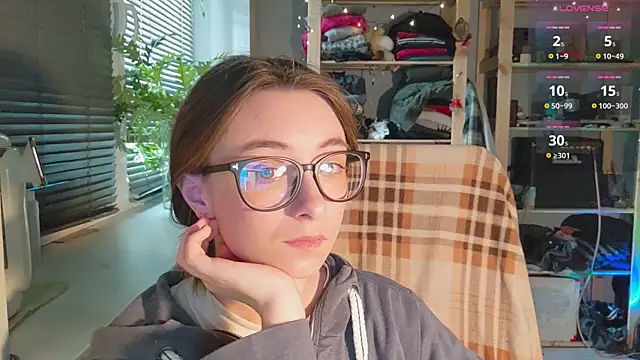 monlight  dana online show from 03/18/25, 01:23