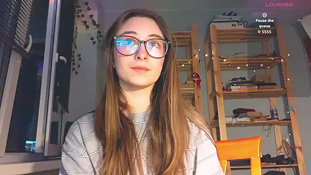 monlight  dana online show from 03/09/26, 05:16